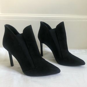 Zara Pointed Toe High Heeled Booties Size 9